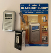 Emergency Radio Clock Light AM/FM - Eton Blackout Buddy FR100