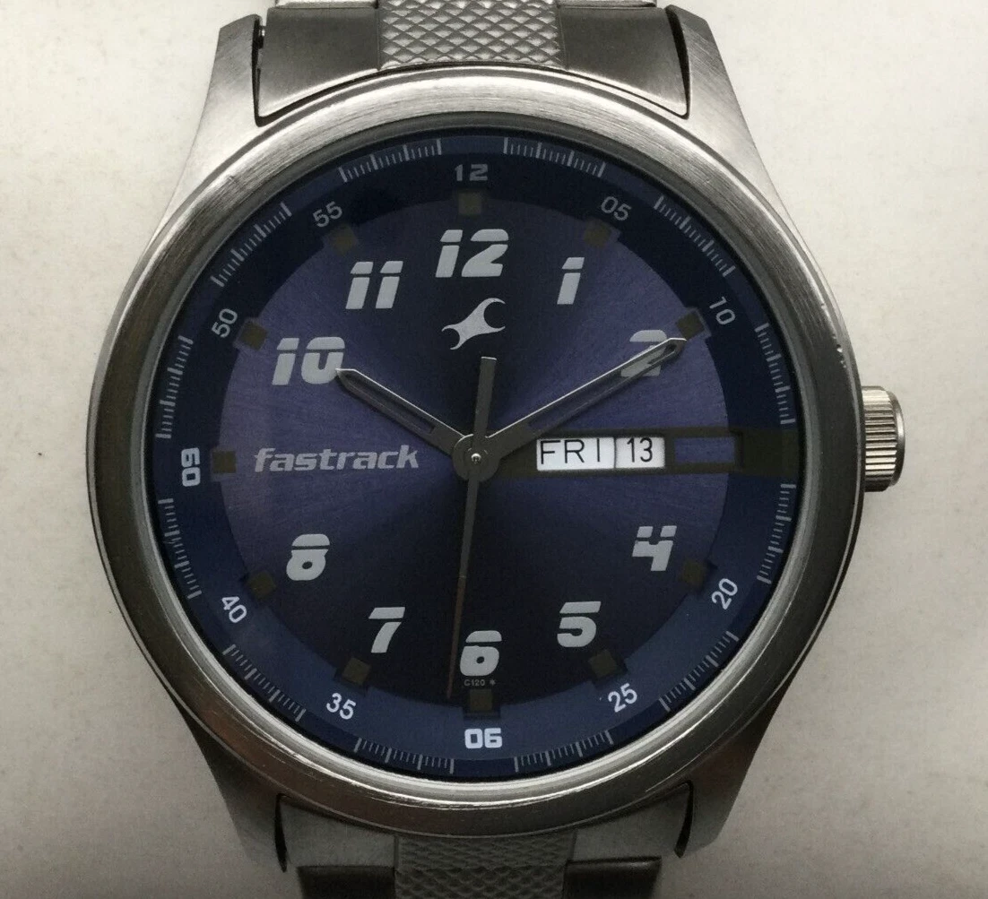 Fastrack Watch Men Silver Tone Blue Round Dial Day Date New Battery 8.75