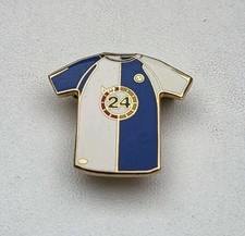 BLACKBURN ROVERS VINTAGE HOME KIT PIN BADGE RARE
