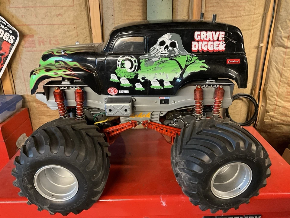 Grave Digger Tamiya Original Clod Buster 1/10 RC 4WD Monster Truck - Image 4 of 4