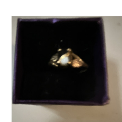10k Yellow Gold Ring Size 9 Yellow Topaz White Stone in Gift Box