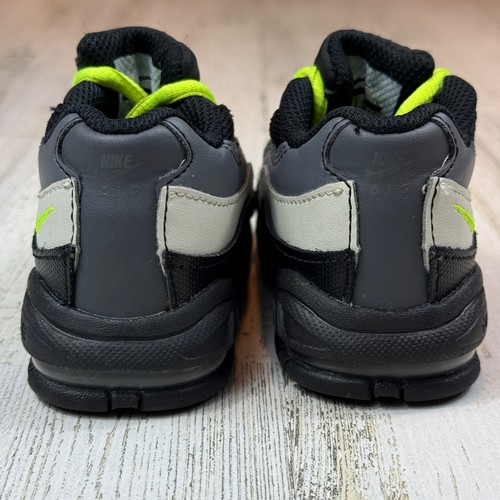 Nike Air Max 95 Schwarz Grau Volt Sneaker Schuhe 905462-022 Unisex Kleinkinder Größe 4C - Bild 6 von 10