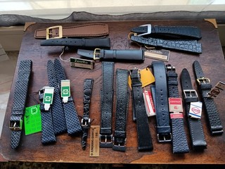 Konvolut Vintage Leder Bänder von Nos Uhren Zentra Centaur Junghans