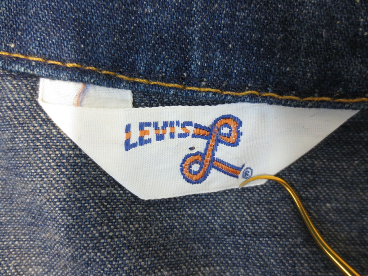 Vintage 1970s Levis Cursive L Orange Tab Lightweight Denim Vintage 1970s Levis Cursive L Orange Tab Lightweight Denim
