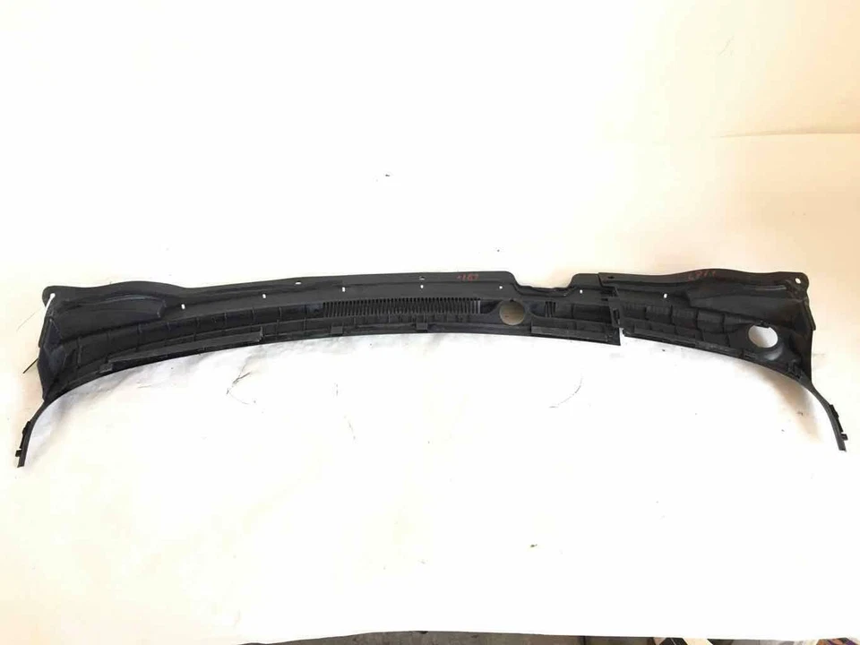 Chevrolet Spark 2014 limpiaparabrisas cubierta de rejilla de pantalla 95328699 OEM Foto 3 de 4