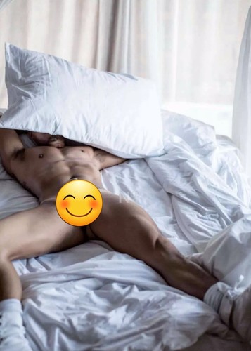 Brand New / Xieziqiu: NAKED OCEAN|Famous MEN photographer / OOP HK IMPORT - Imagen 13 de 15