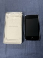Apple iPod Touch 2nd Generation with Case Bundle - A1288 8GB
