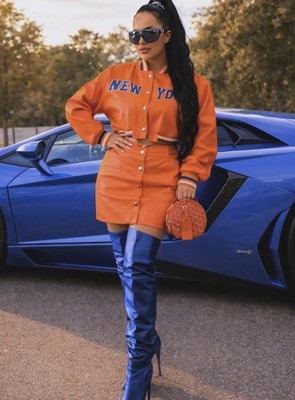 Zwei Teile Set Rock Und Jacke Leder Pu M Mit Knopfe Orange Blau