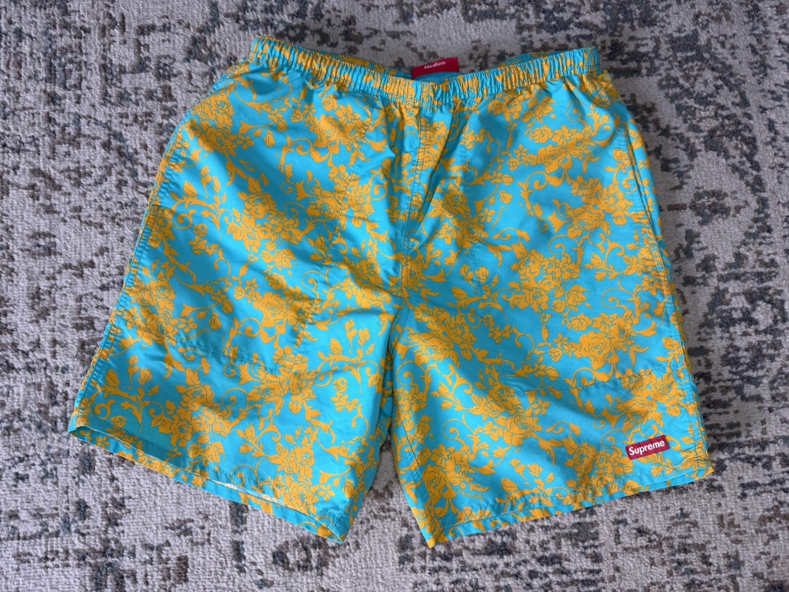 Supreme Nylon Water Shorts swim pant Board Teal Floral Size Medium M SS20