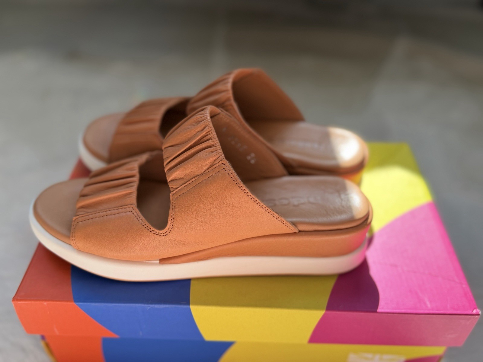 RRP £65 Adesso Di Leather Sandals Uk Size 3 New With Box image 3