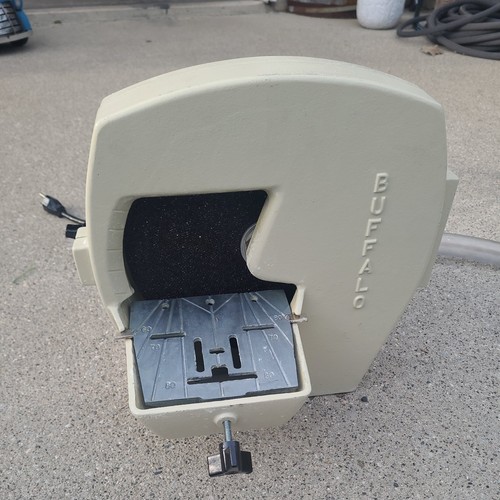 Buffalo 61790A Wet Model Trimmer with Leeson 100006.00 1/3hp 1725rpm Motor