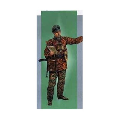 Dragon Models Warrior Series 1:16 Sturmbannfuhrer - Ardennes 1944 SW (VG+/New)