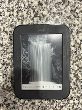 Barnes  Noble NOOK Simple Touch E-Reader Model BNRV300 - Powers On