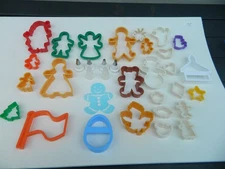 VTG Cookie Cutters Lot of 27 Plastic Various Types & Sizes + 4 decorating tips