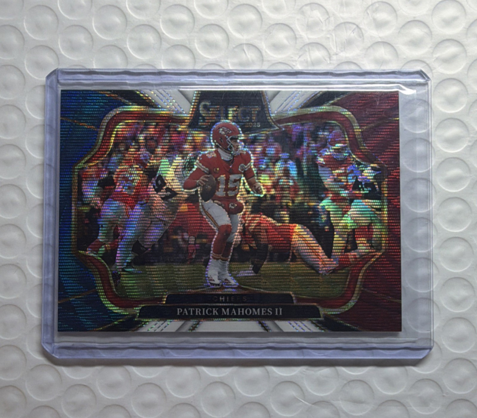 Panini 2025 Select Patrick Mahomes II #407 Field Level Tri-Color Prizm /99