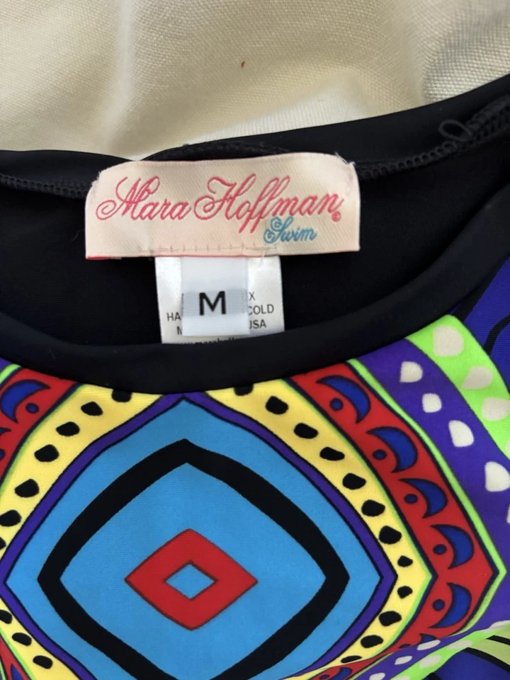 Top de natación para mujer Mara Hoffman multicolor geométrico protector contra erupciones talla mediana Foto 3 de 4