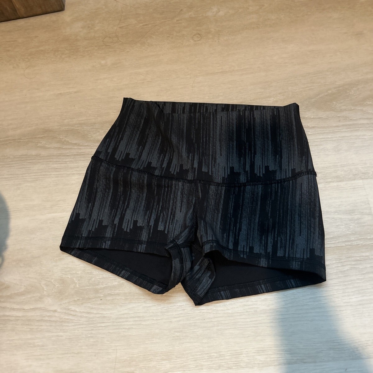 Lululemon High Rise Booty Shorts Size 6 | eBay