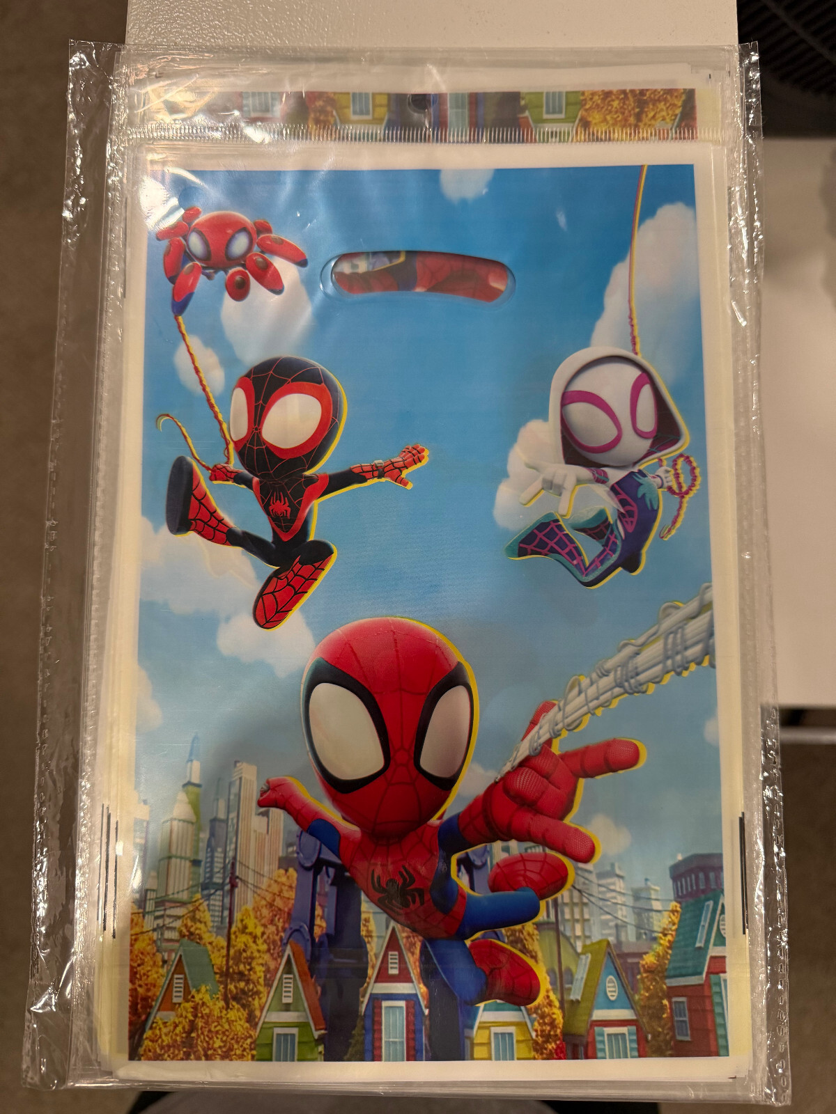 Foto 1 di 4