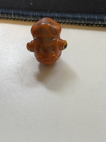 LEGO Star Wars Minifigure Mon Calamari Officer Exclusive 7754 SW0248 - Head Only