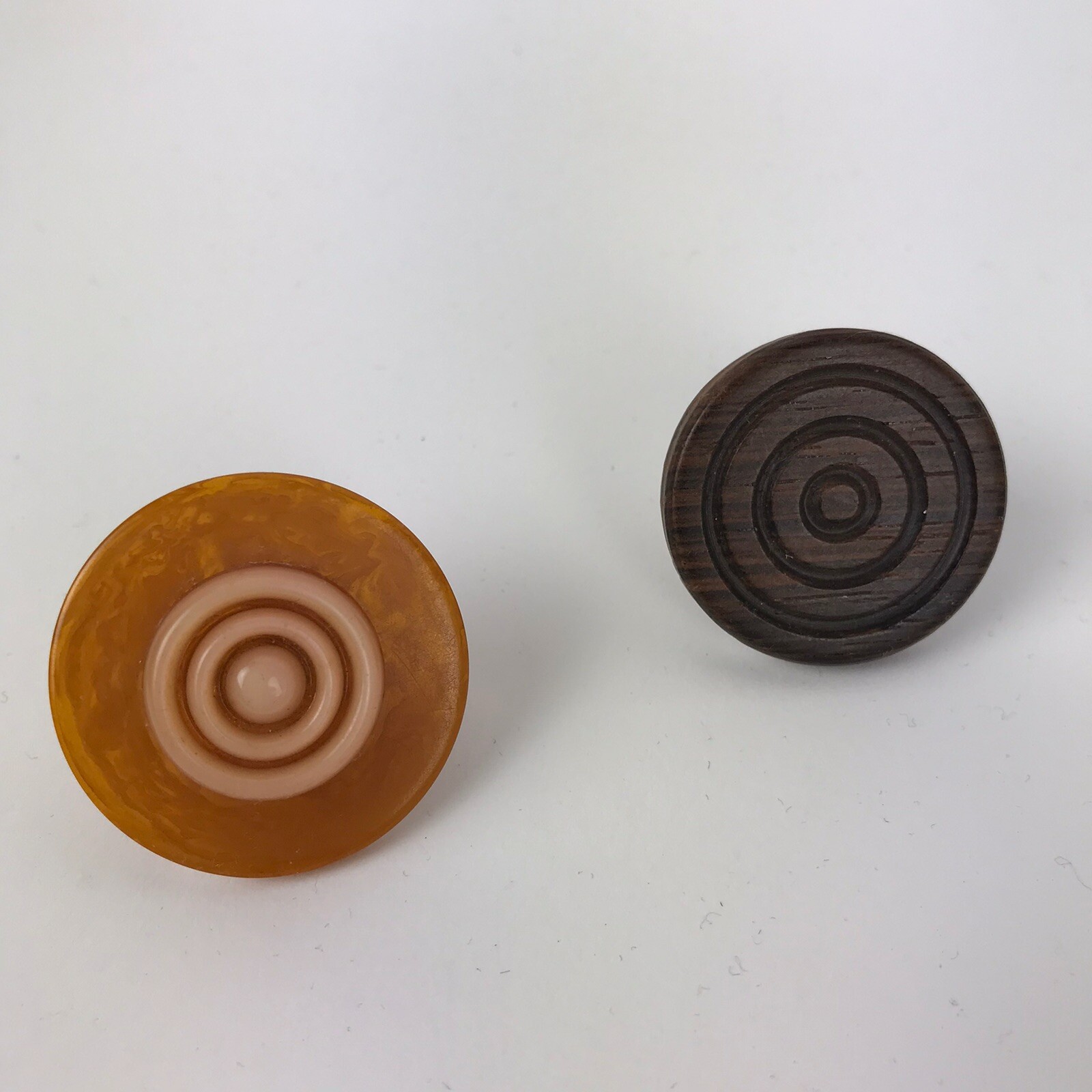 Repurposing Wood Rounds Lot of 2 Rings Repurposed Upcycled Vtg Bakelite Wood Mod Geo Round ...