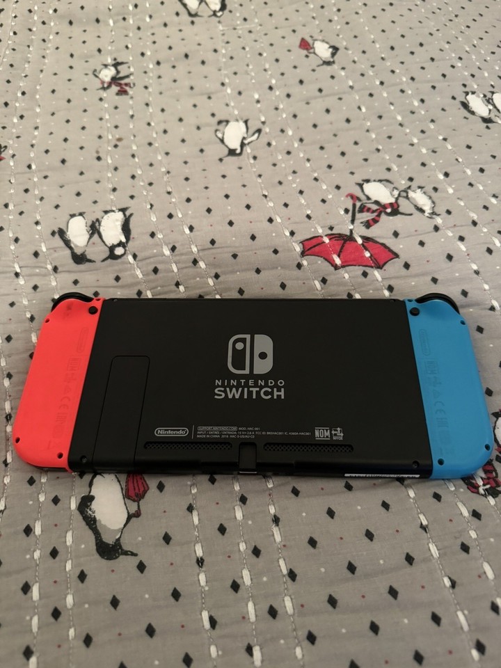 Nintendo Switch HAC001 (XAW) Handheld Console Neon Blue/Red JoyCon
