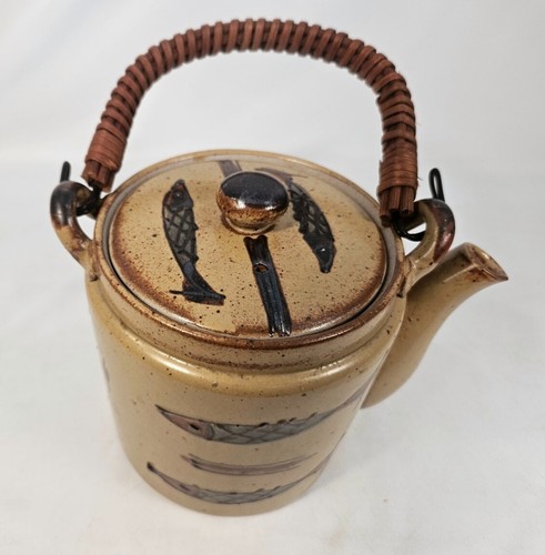 Japanese Ceramic Teapot with Fish Decoration Vintage 1970s Style Brown - Picture 5 of 9