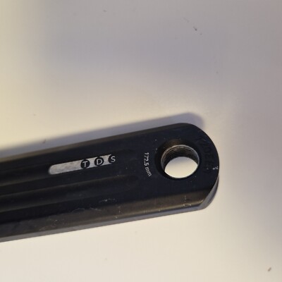 ROTOR 3D+ AERO 175mm 30φ Q-RINGS 53-44T ROTOR 3D+ AERO 175mm 30φ Q