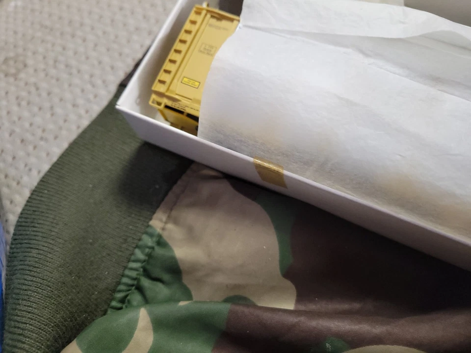 Kit de portador automático cerrado Walthers 932-4809 HO CSX 89"" #941056 MT/caja Foto 2 de 3