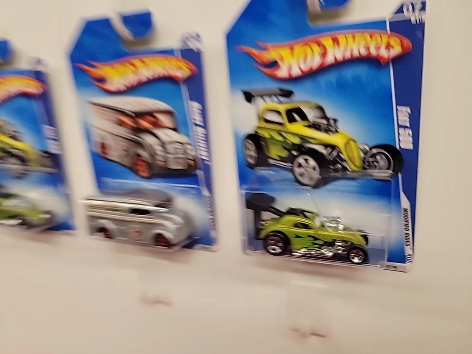 Hot Wheels Modified Rides Fiat 500 07 Dairy Delivery  02 Fiat 500 07 - Imagem 4 de 4