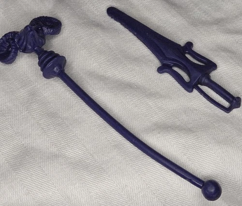 Mattel Masters of the Universe Vintage Skeletor Ram Staff and Sword Purple