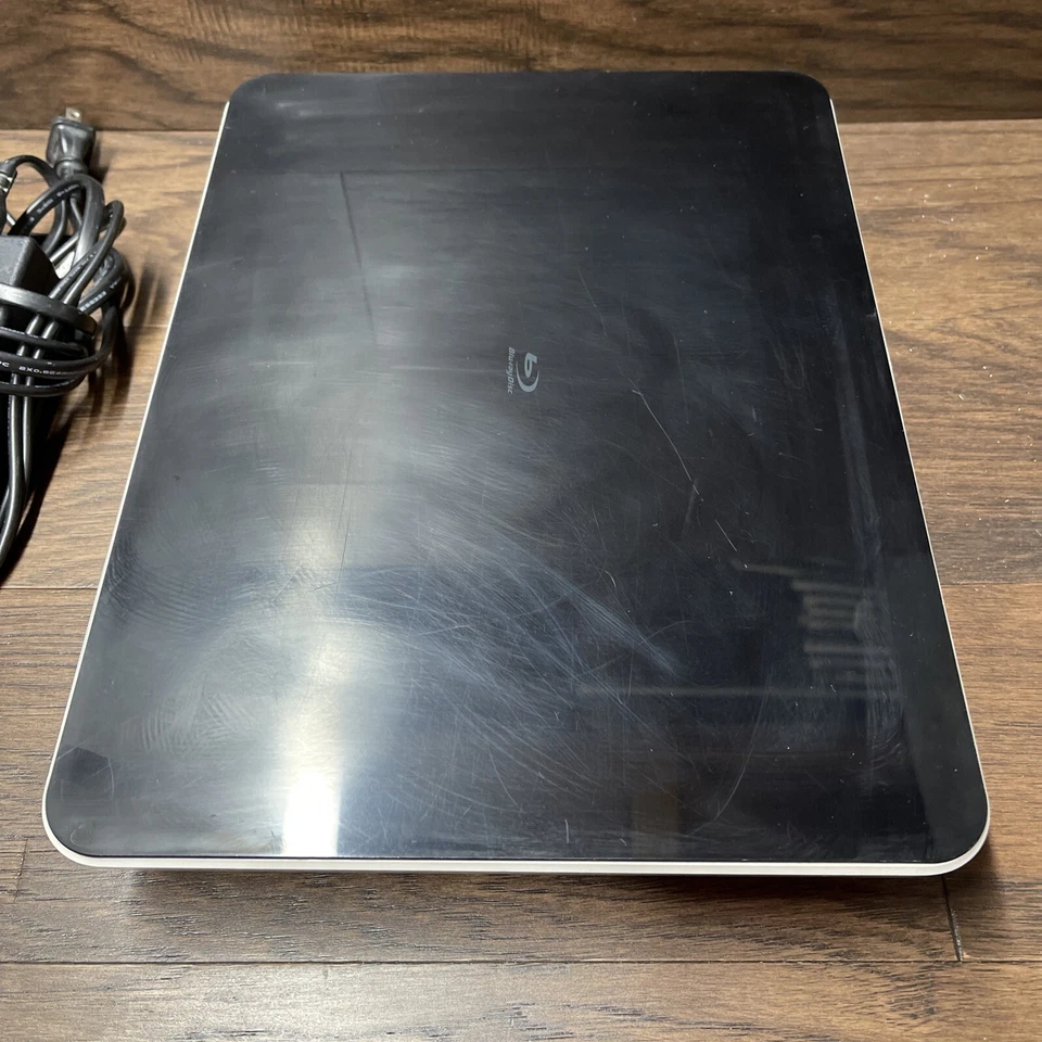 Reproductor de discos Blu-ray Sony NSZ-GT1 1080p | Google TV | Wi-Fi incorporado | SIN CONTROL REMOTO Foto 4 de 4