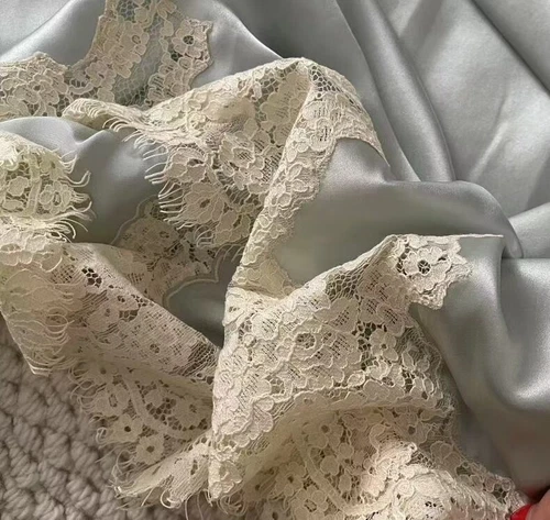 Damen Doen Seide Spitze verziert Satin A-Linie Midirock - Bild 7 von 9