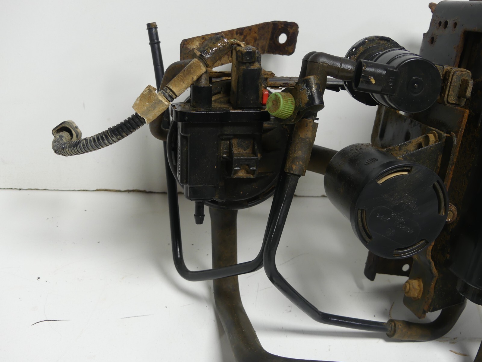 9802 Jeep Wrangler TJ Evap Purge Valve Assembly 4854106AB CC 15 eBay