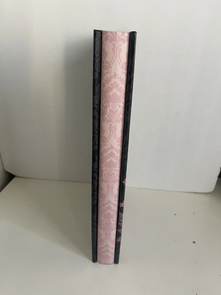 Álbum de fotos 300 bolsillos para fotos 4x6 3 por página cubierta floral negra Foto 4 de 4