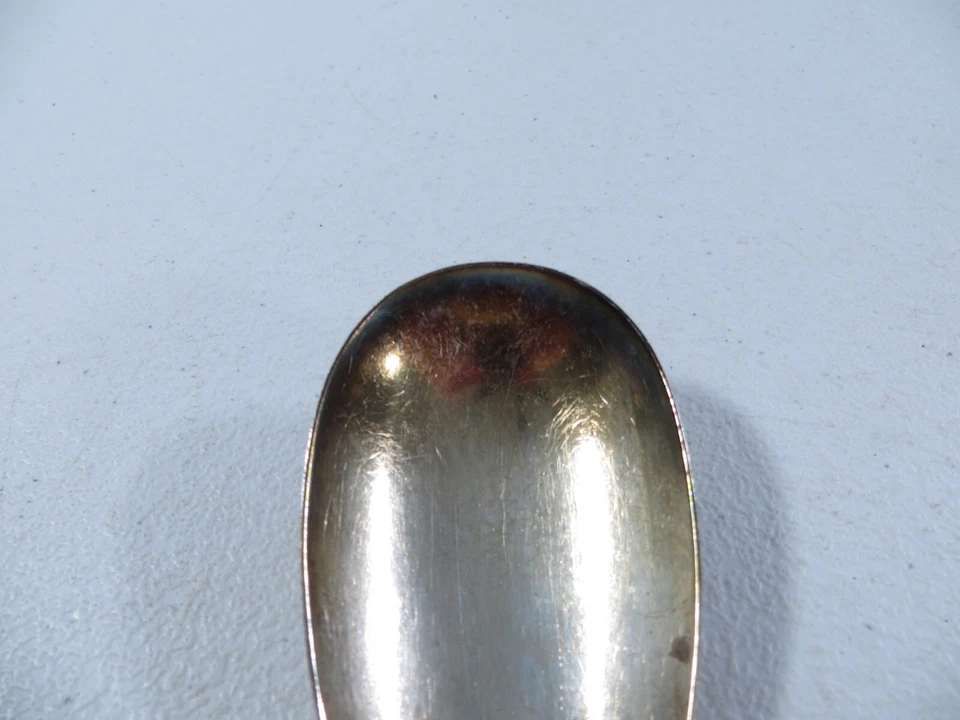 Antigua cuchara para servir de plata esterlina S. Kirk & Son Inc Repousse 8,5" 62 gramos Foto 2 de 4