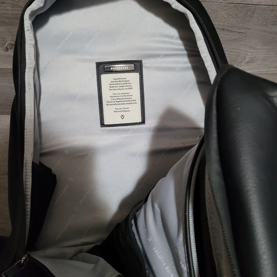 VESSEL Signature Backpack Bag Leather Black LMH - Image 4 of 4