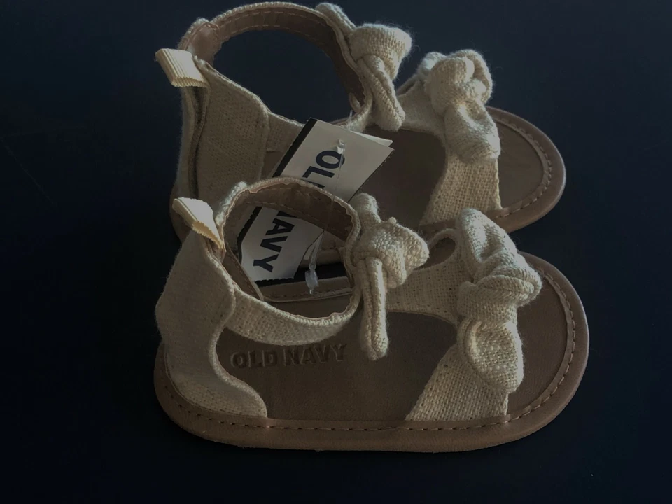 NEW Infant Toddler Girl *6-12* months OLD NAVY Canvas Beige Bow Sandals - Image 2 of 3