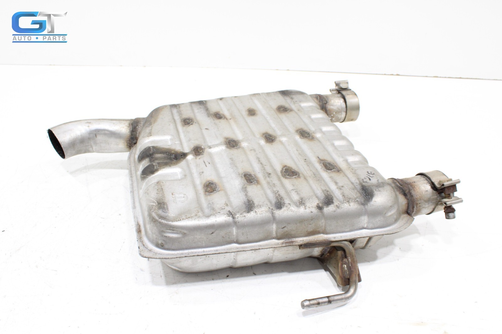 JEEP GRAND CHEROKEE L 3.6L EXHAUST CENTER MUFFLER RESONATOR OEM 2021
