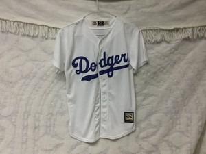 jackie robinson 42 jersey