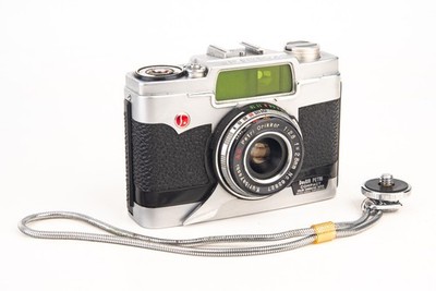 DeJur Petri Kuribayashi 35mm Half Frame Scale Focus Camera with 28mm f/2.8 Lens