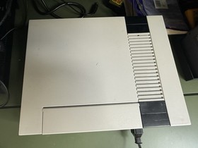 NES, 4 Controller Four Score,  Game Genie Castlevania, Bomberman Famicom Adapter