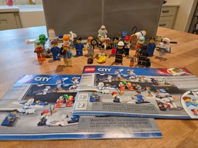 HUGE LEGO City Space Lot:  60230, 60077, 60225, 60226, 60080 COMPLETE