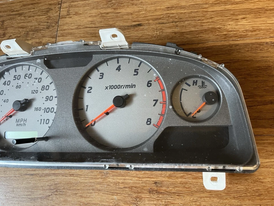 Nissan Frontier Xterra 2001 cuadro de instrumentos velocímetro OEM 248109Z477 284 kM Foto 3 de 4