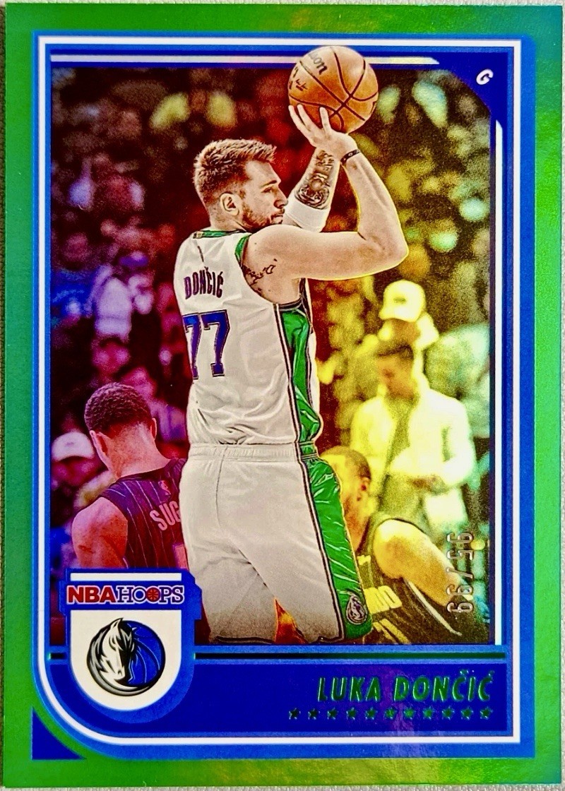 2022-23 Panini Hoops Luka Doncic 95/99 Green Holo #119