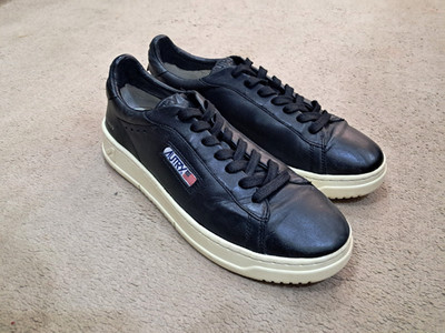 AUTRY Dallas Goat Low Top Black Sneakers Men's Size 43 / 10us