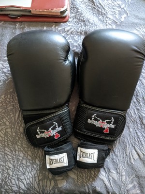 i love kickboxing gloves