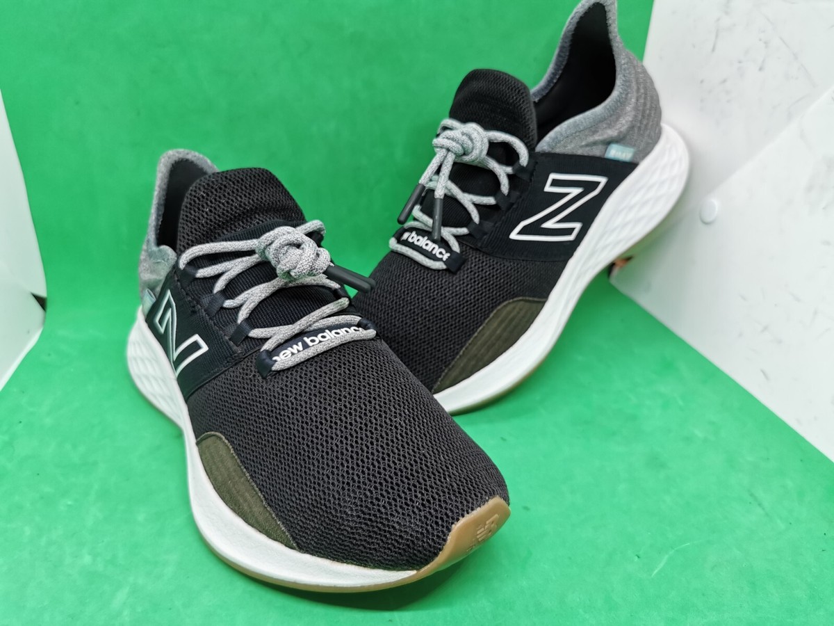 New Balance Womens Fresh Foam Roav Running Shoe Black Size 9.5B