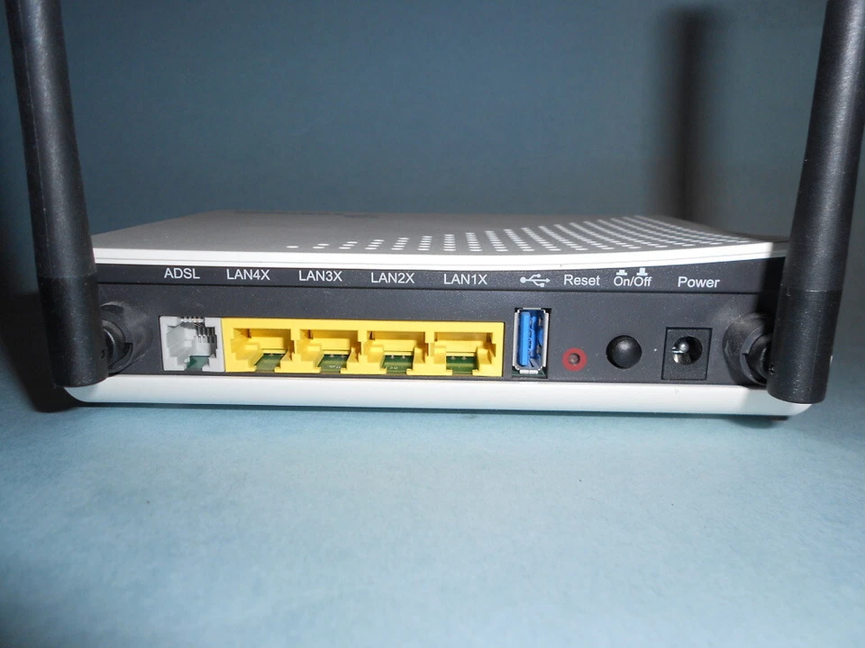 Comtrend Wireless ADSL2+ Modem & Router AR-5381u With WPS & WiFi On/Off Buttons - Image 4 of 4