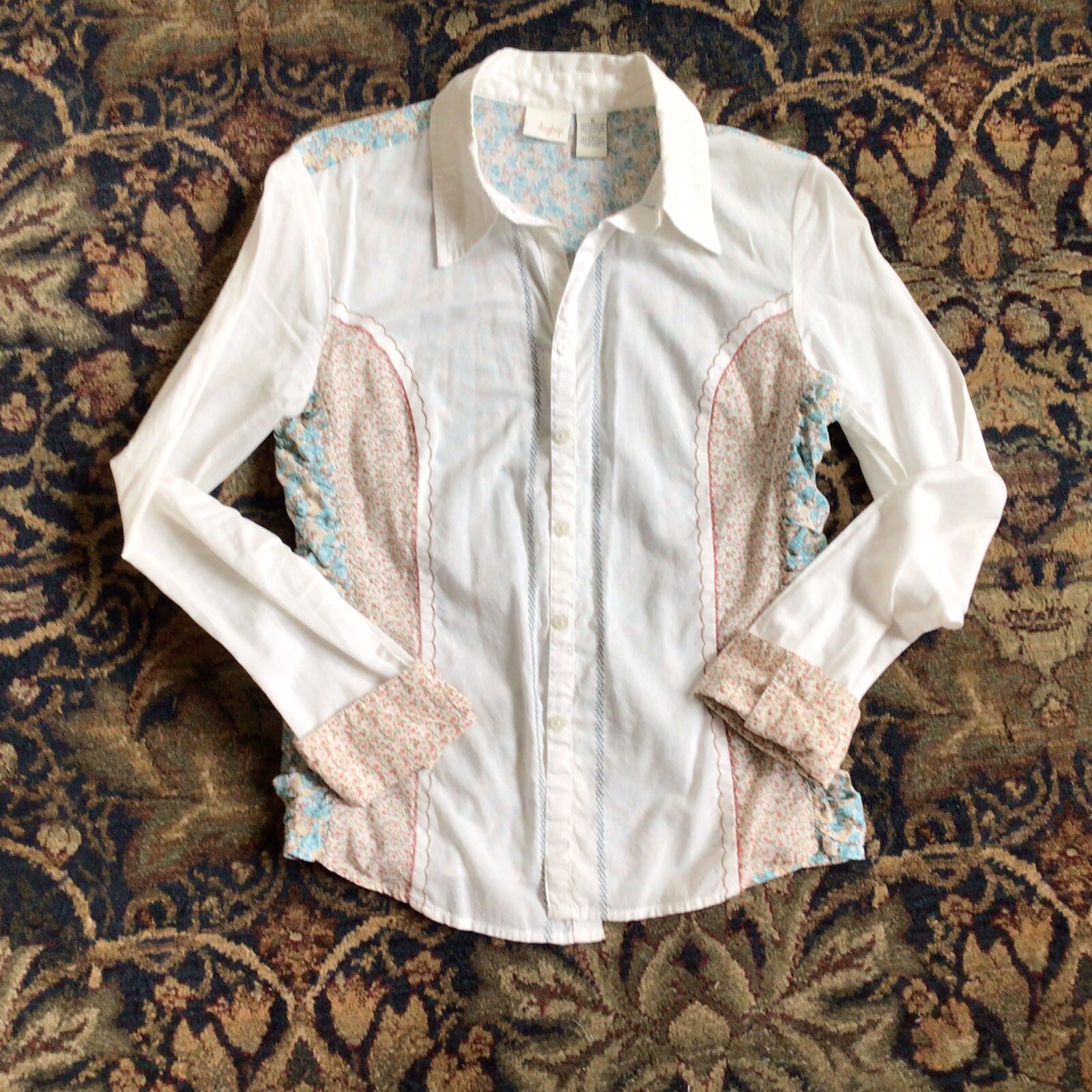 DAYTRIP Multicolor Patchwork Floral Embroid Butto… - image 3