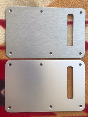 (B12) GENUINE FENDER STRATOCASTER ALUMINIUM BACK PLATE- ADD EXTRA SCREENING- NEW